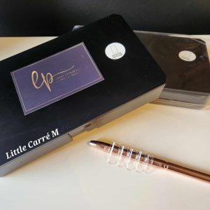 CAPSULE LITTLE CARRE M