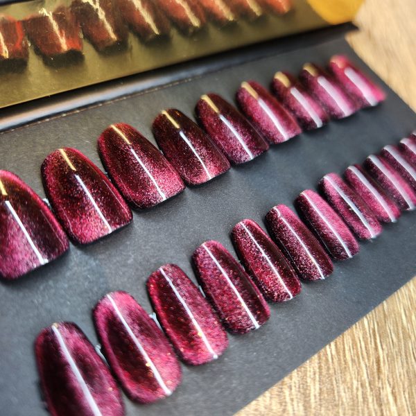 COFFRET RED CAT'S EYES COFFIN S – Image 2