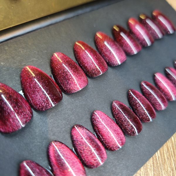 COFFRET RED CAT'S EYES COFFIN XS – Image 2